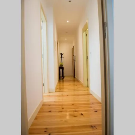 Apartamento Perto Do Centro De Com Elevador Apartment Lissabon