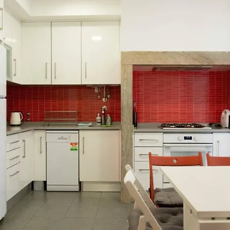 Apartment Apartamento Perto Do Centro De Com Elevador Lissabon