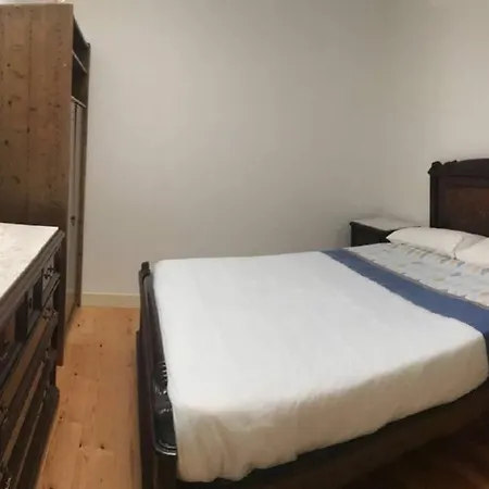 Apartamento Perto Do Centro De Com Elevador Лиссабон