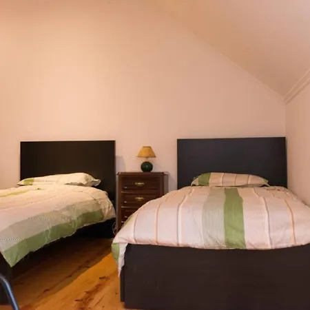 Apartamento Perto Do Centro De Com Elevador * Лиссабон