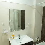 Apartamento Perto Do Centro De Com Elevador * Lisboa